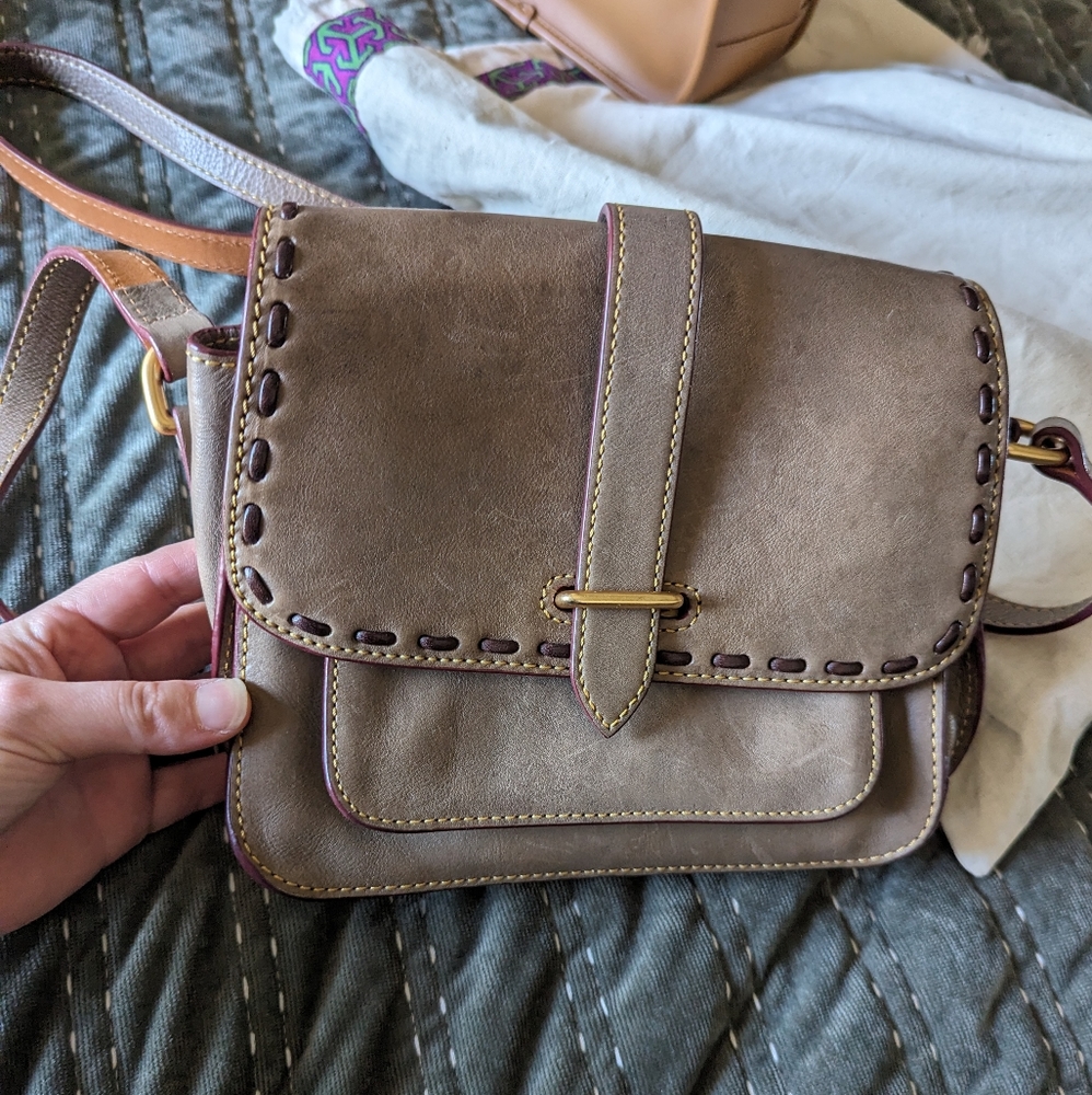 Dooney and Bourke Florentine Binocular Bag - Picture 4 of 14